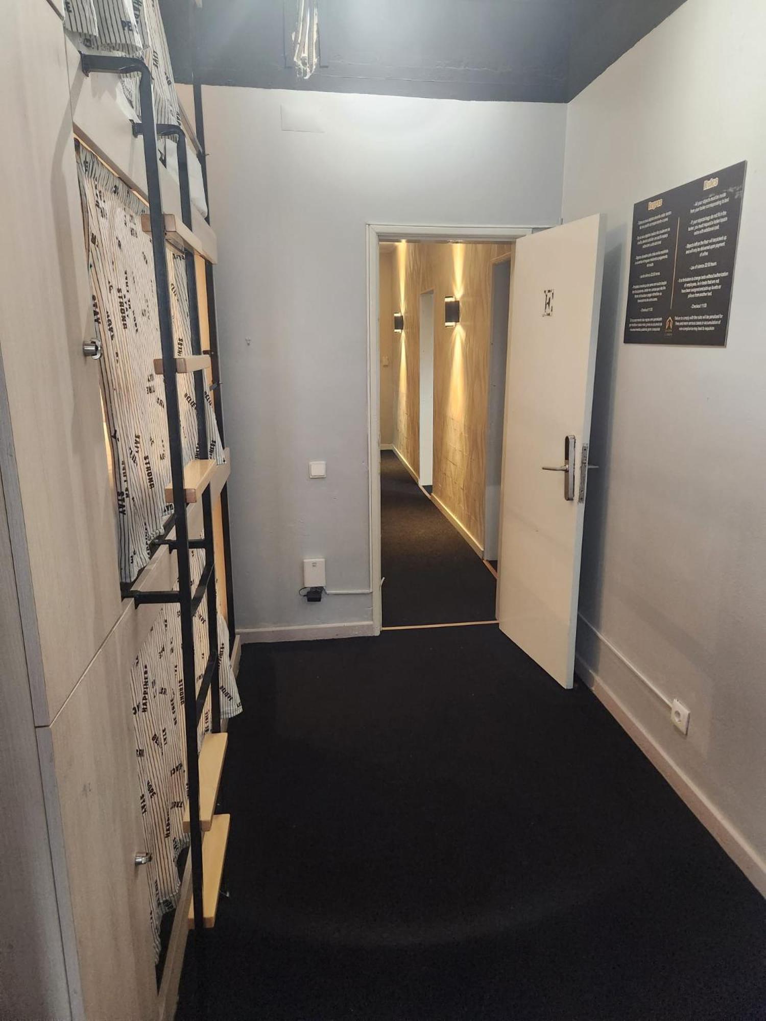Daora Lisbon Hostel ภายนอก รูปภาพ