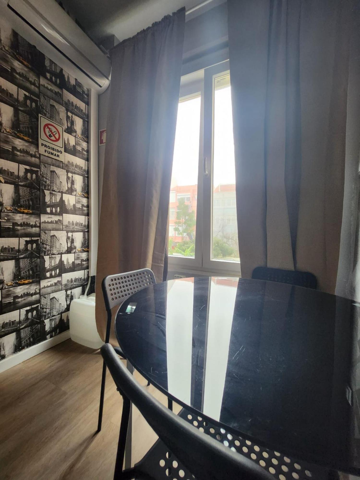 Daora Lisbon Hostel ภายนอก รูปภาพ