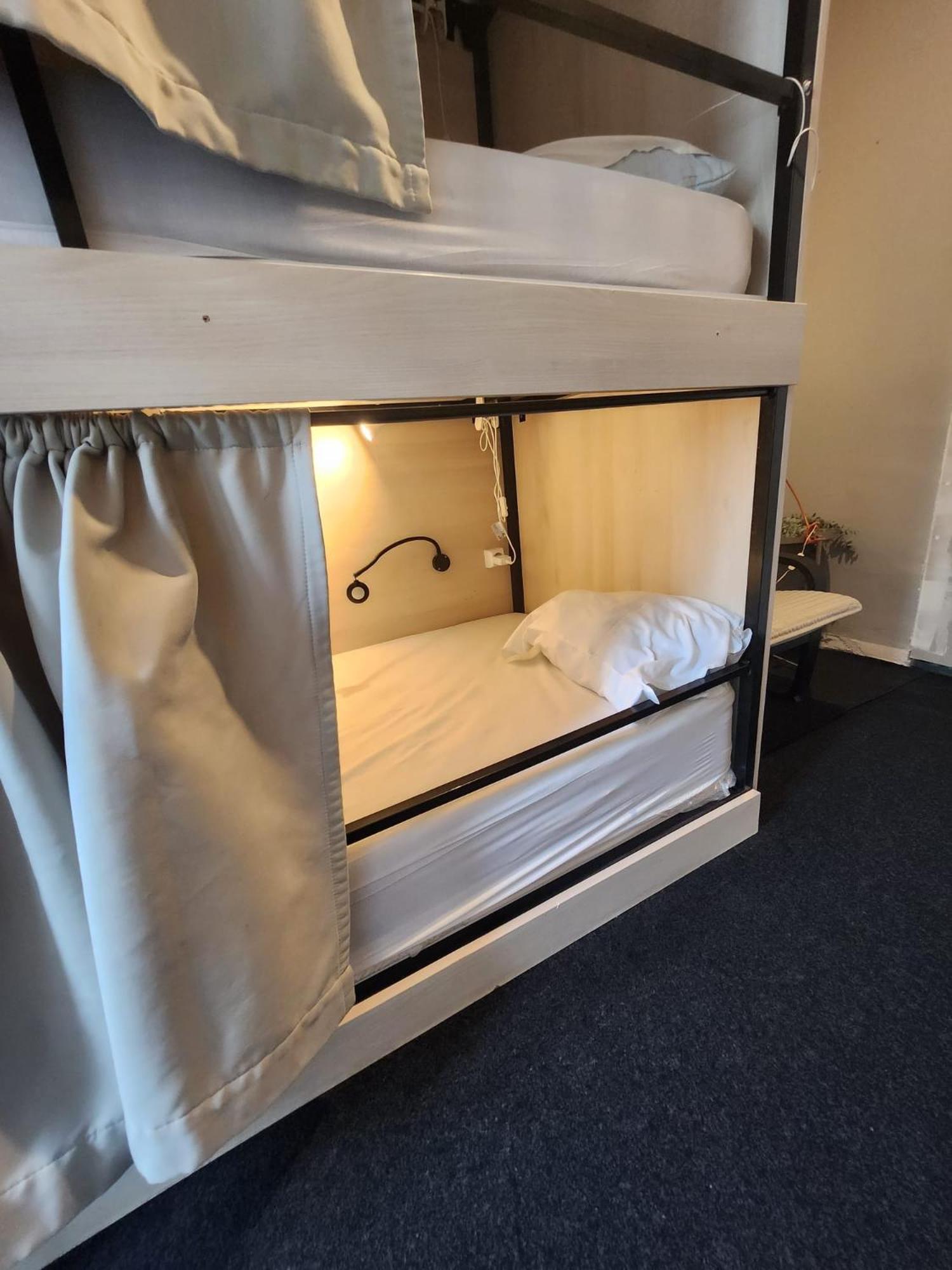 Daora Lisbon Hostel ภายนอก รูปภาพ