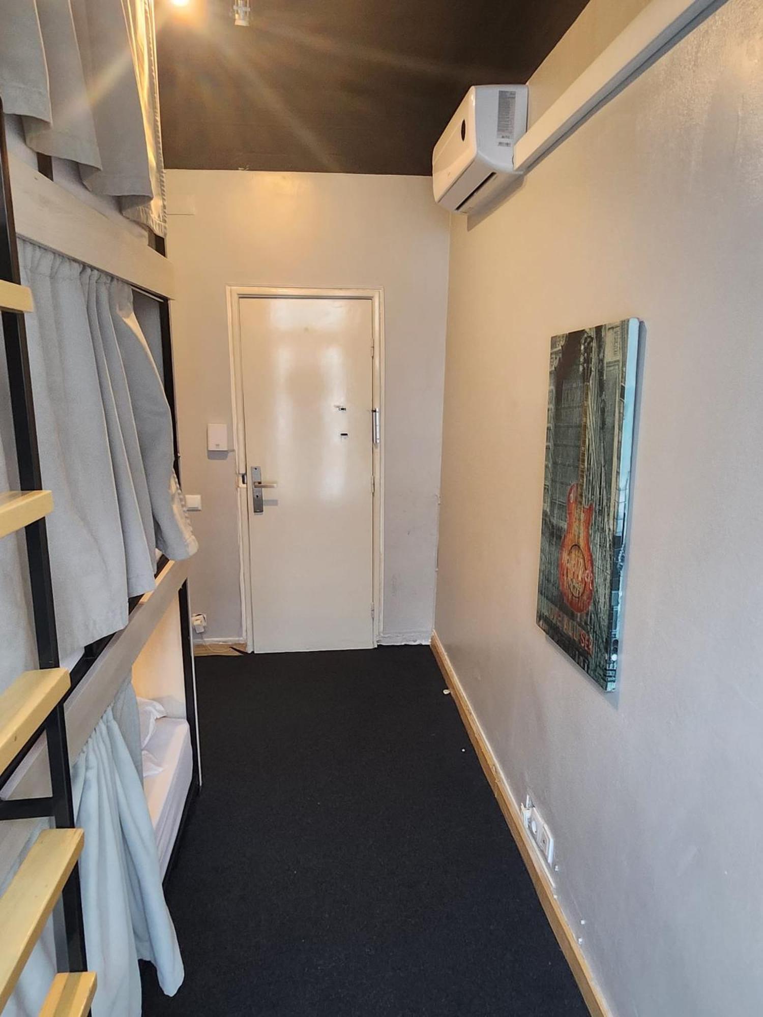 Daora Lisbon Hostel ภายนอก รูปภาพ