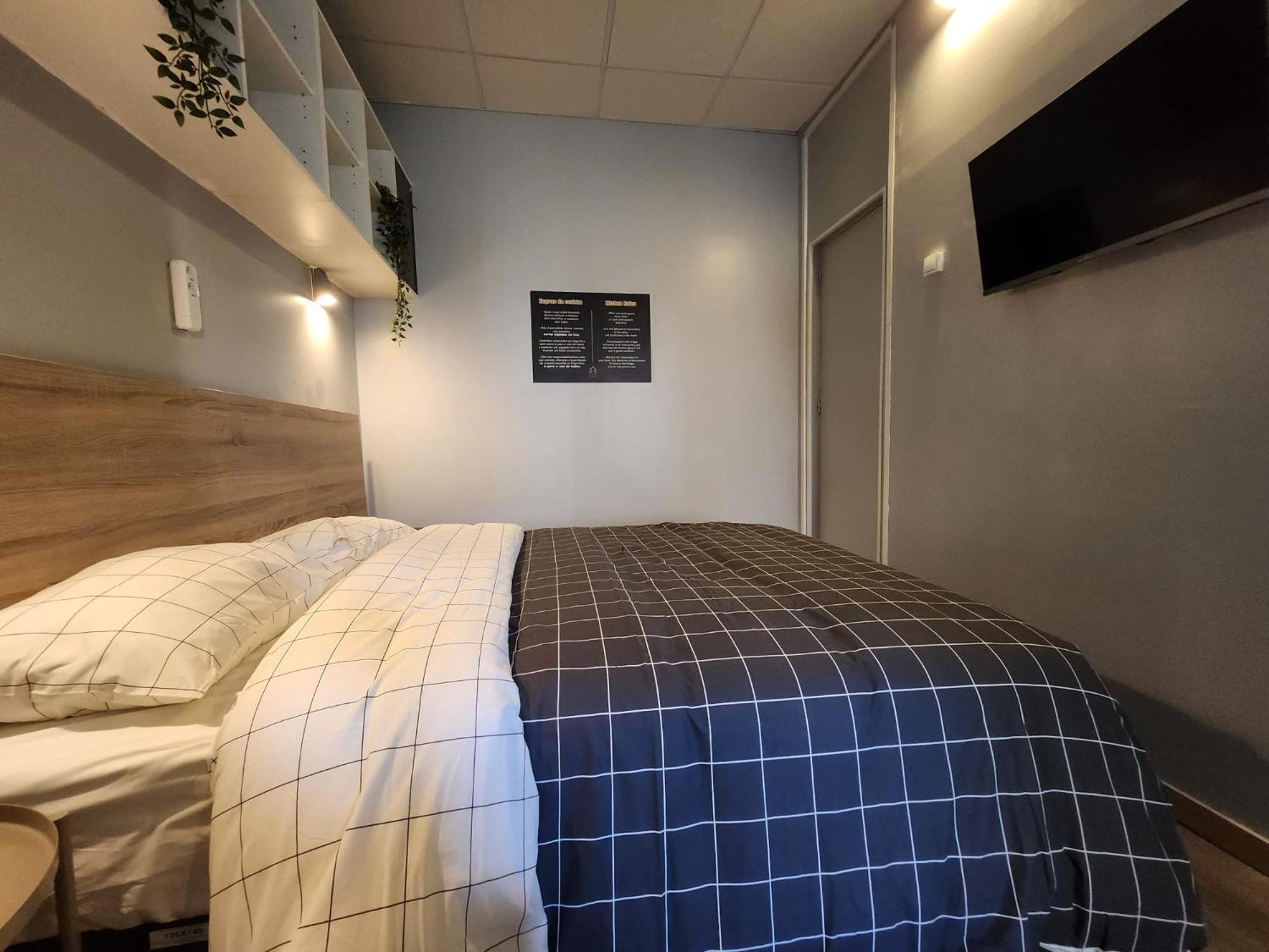 Daora Lisbon Hostel ภายนอก รูปภาพ